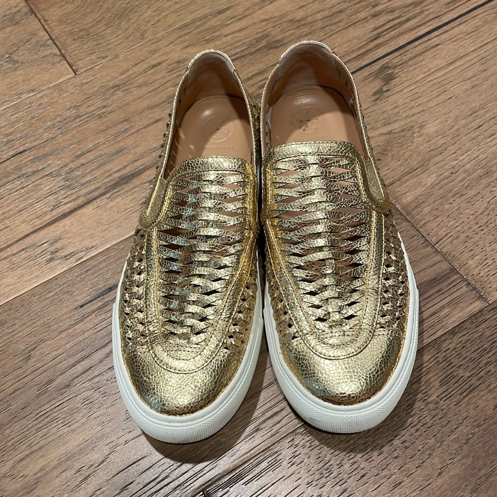 Tory Burch Gold Woven Leather Huarache Slip on Sneaker. Size 9. euc